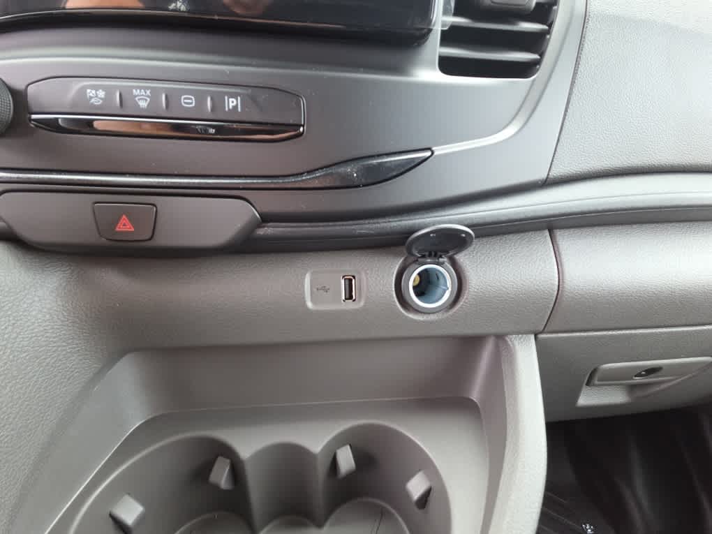 2026 Ford Transit Base