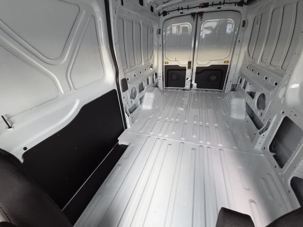 2026 Ford Transit Base