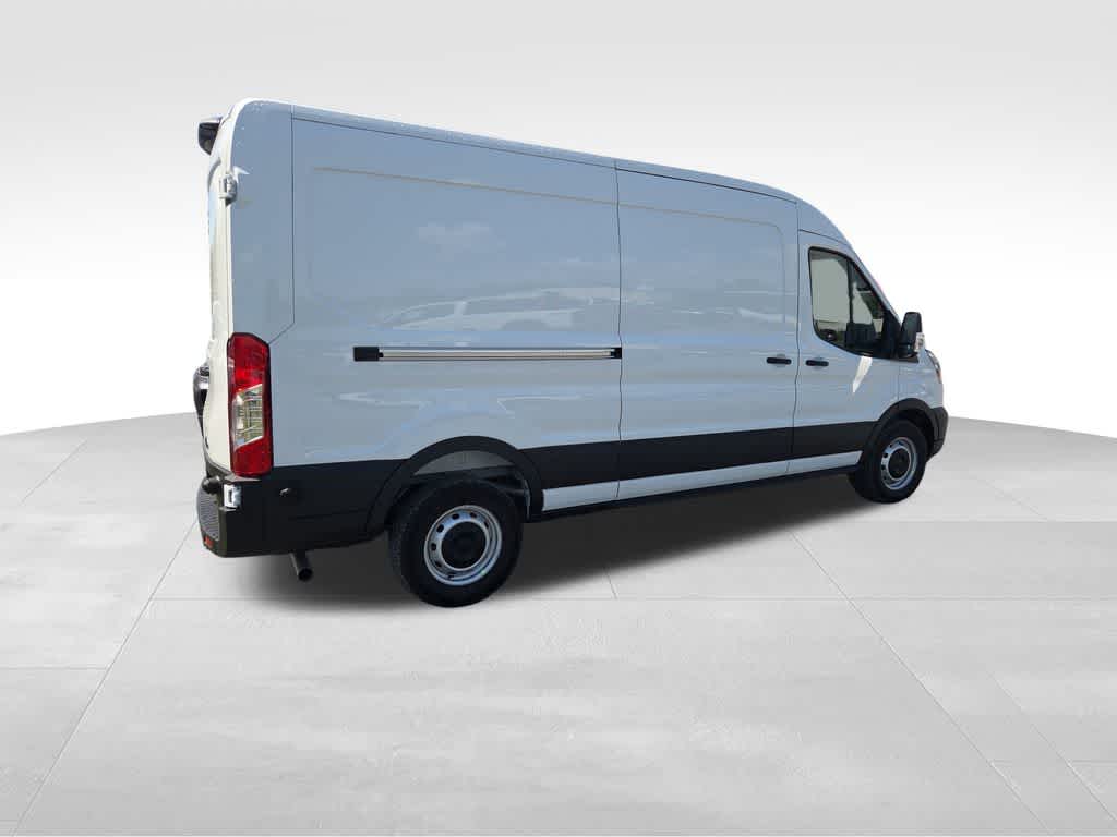 2025 Ford Transit Base