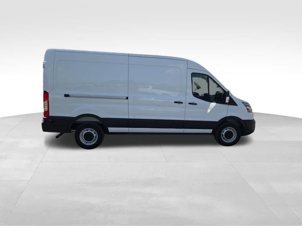 2025 Ford Transit Base