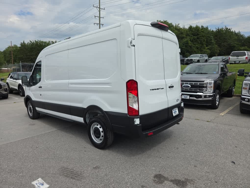 2026 Ford Transit Cargo Van Base