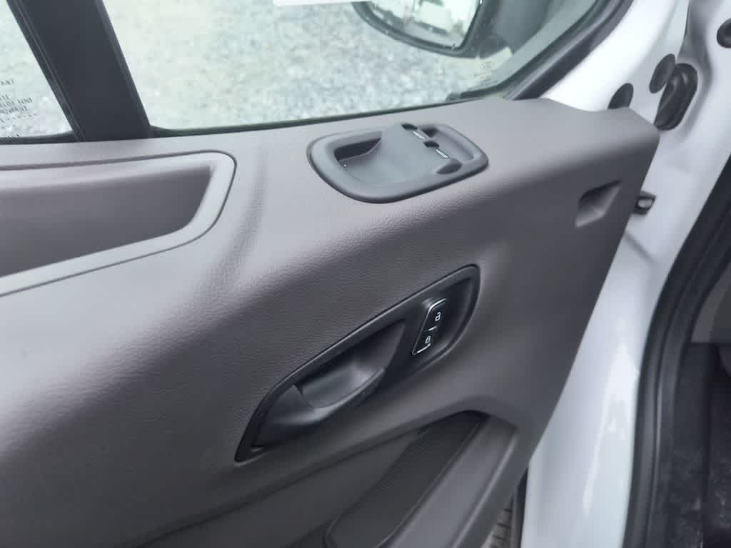 2025 Ford Transit Base