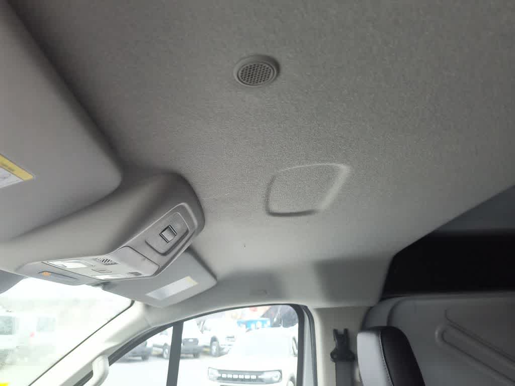 2025 Ford Transit Base