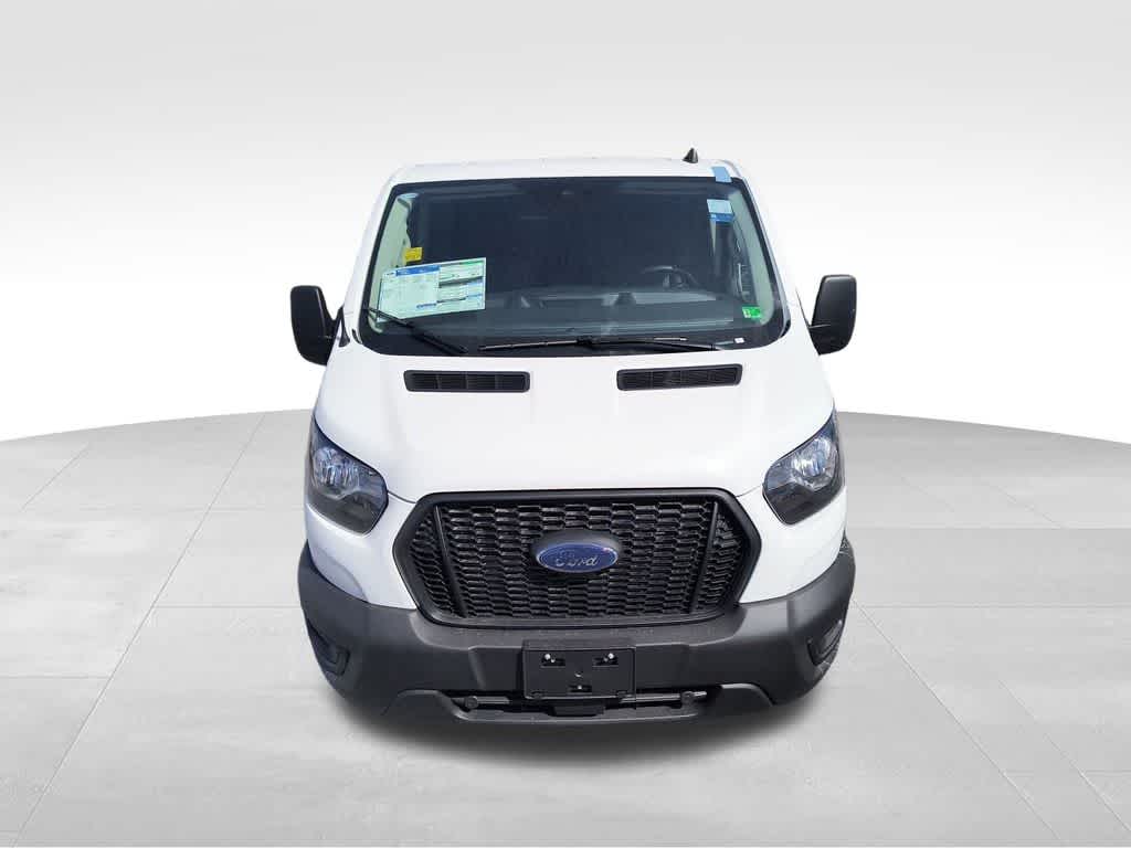 2025 Ford Transit Base