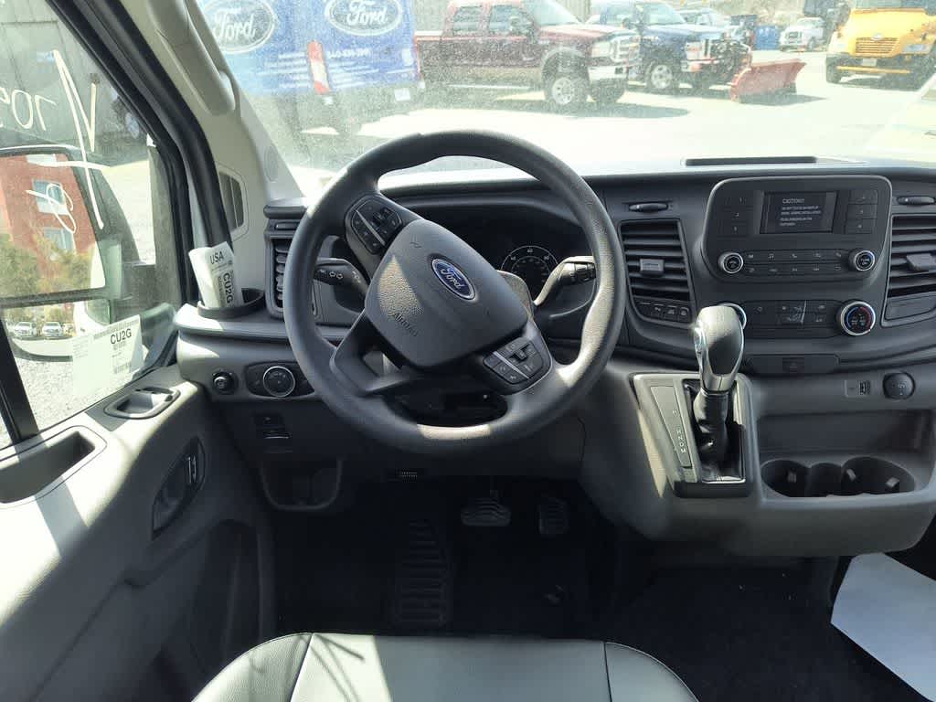 2025 Ford Transit Base