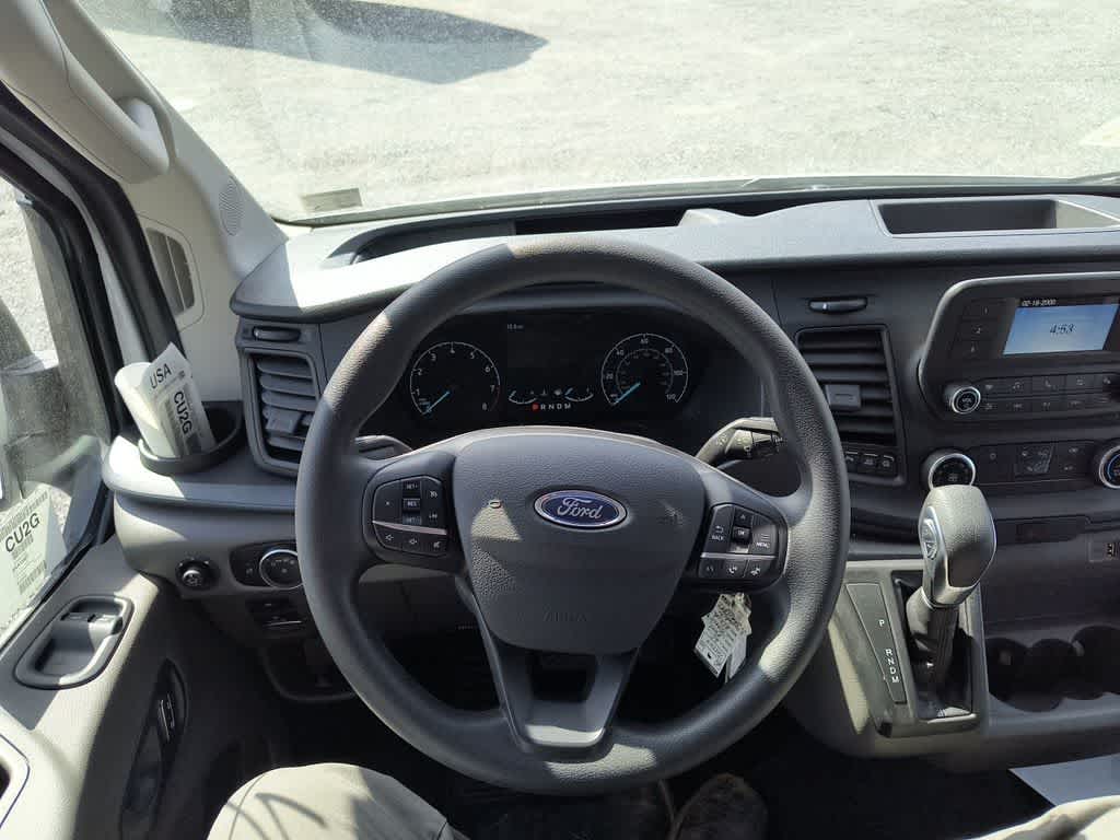 2025 Ford Transit Base