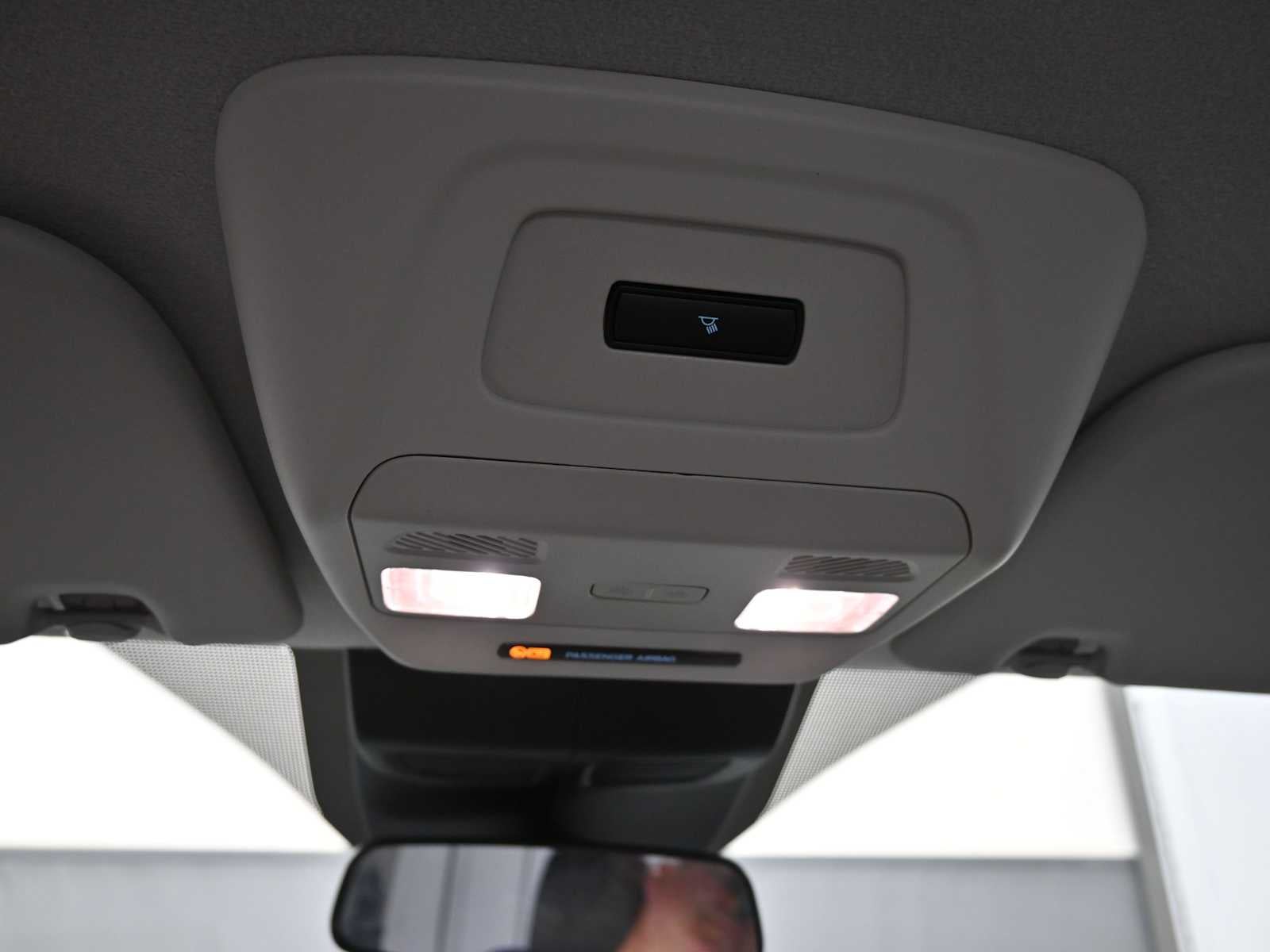 2025 Ford Transit Base