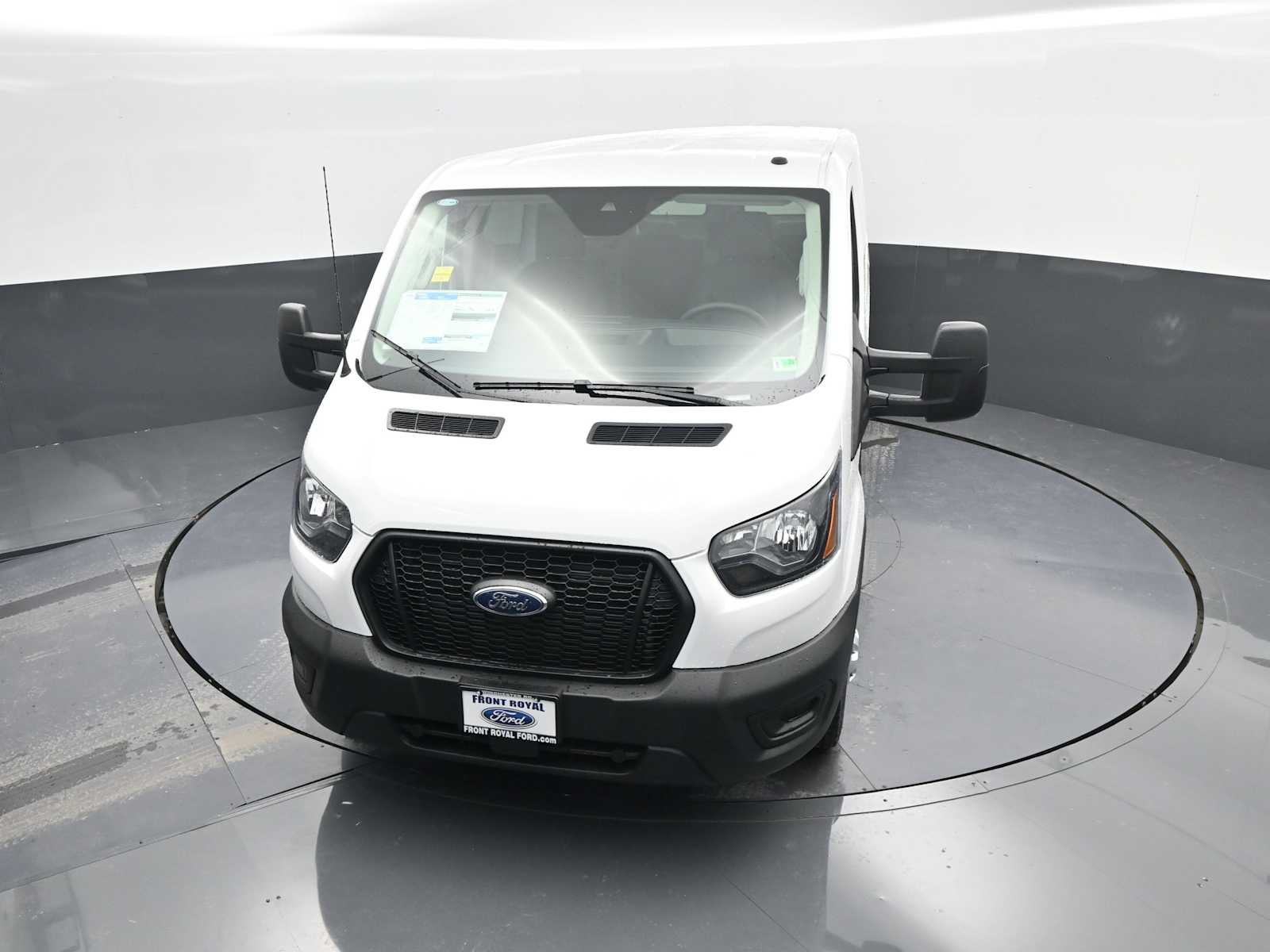 2025 Ford Transit Base