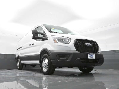 2025 Ford Transit Base