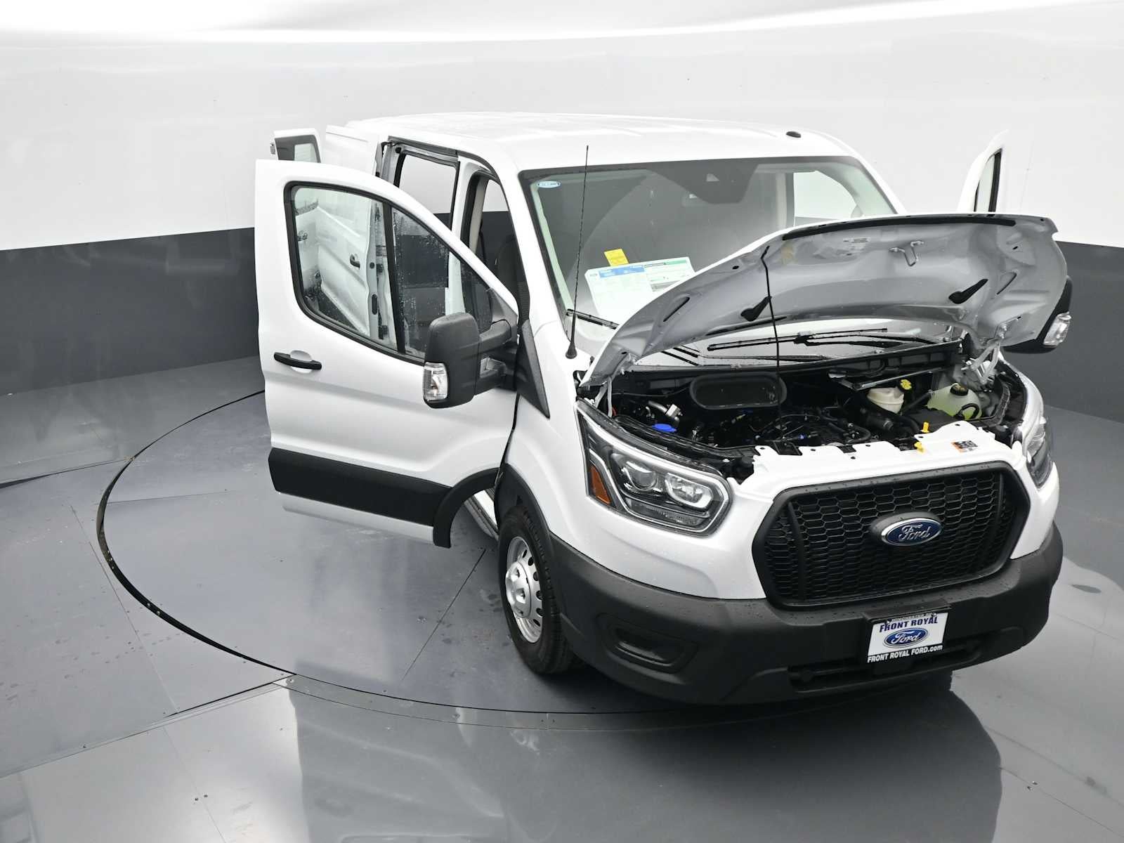2025 Ford Transit Base