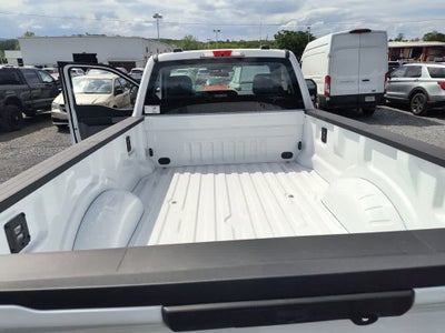 2025 Ford Super Duty F-350 SRW XL