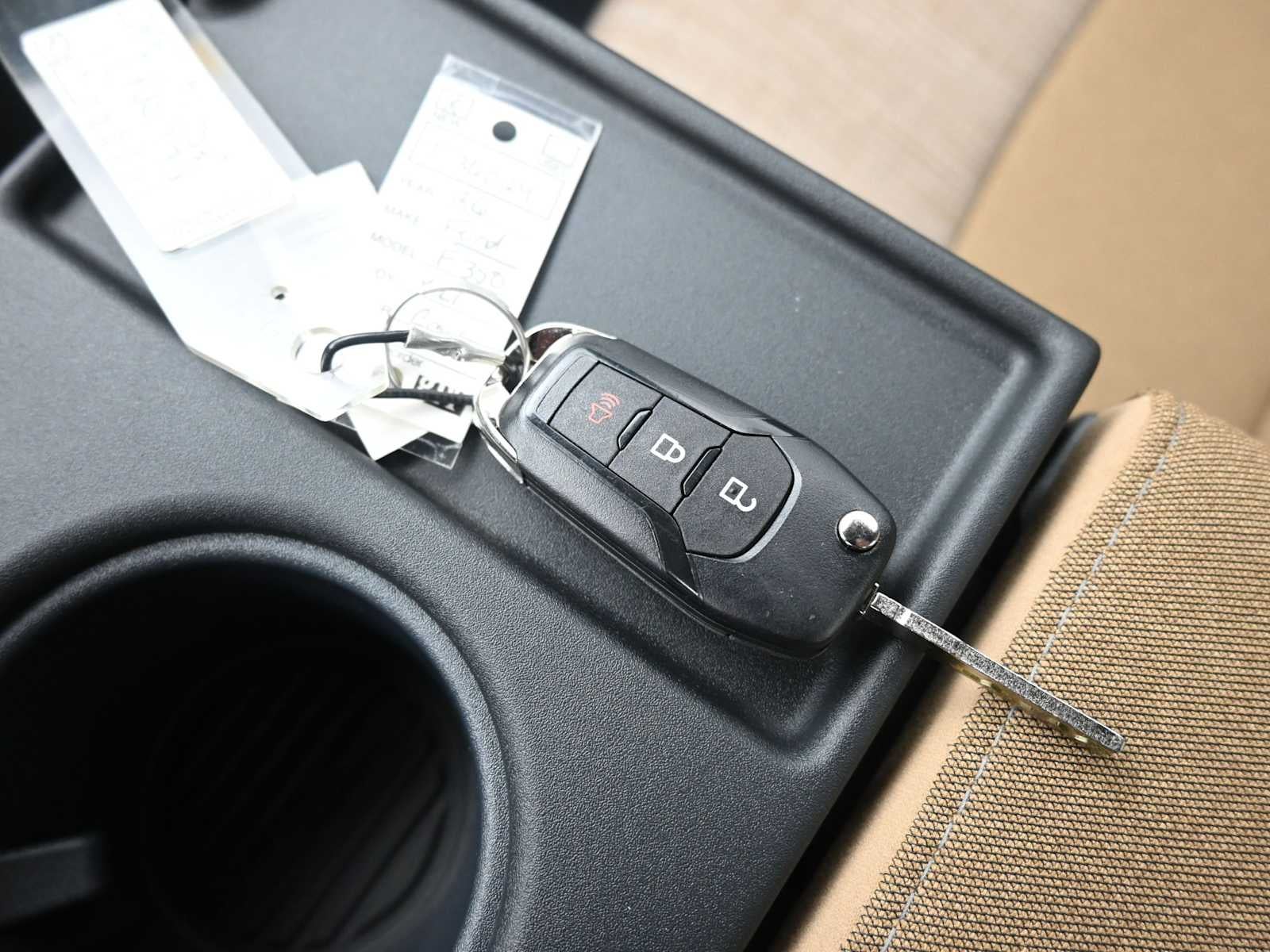 2026 Ford Super Duty F-350 SRW XLT