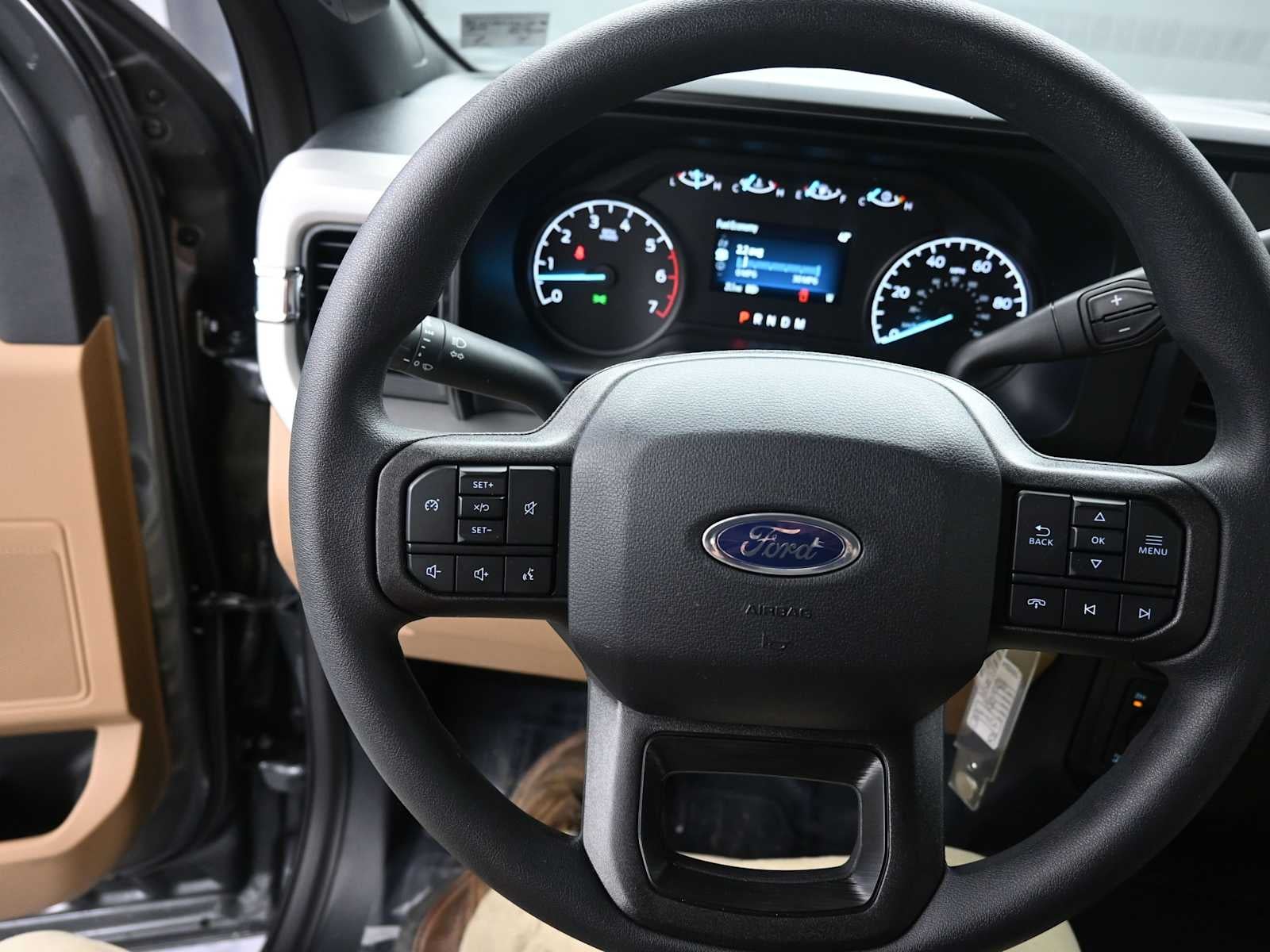 2026 Ford Super Duty F-350 SRW XLT