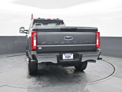 2026 Ford Super Duty F-350 SRW XLT