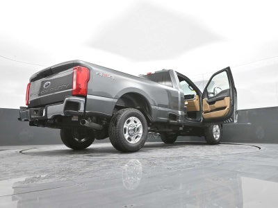 2026 Ford Super Duty F-350 SRW XLT