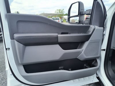 2025 Ford Super Duty F-350 SRW XL