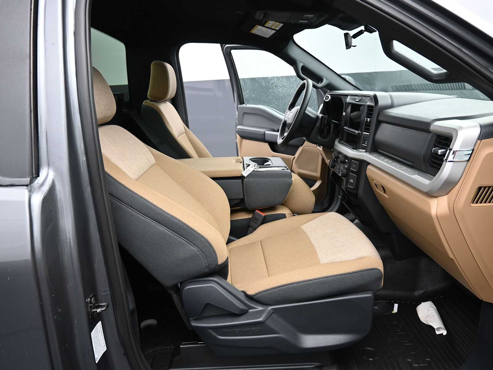 2025 Ford Super Duty F-350 SRW XLT