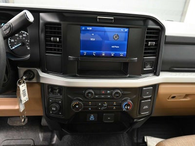 2025 Ford Super Duty F-350 SRW XLT