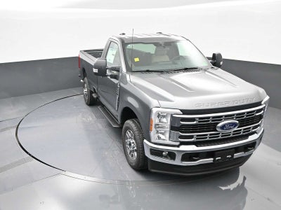 2025 Ford Super Duty F-350 SRW XLT