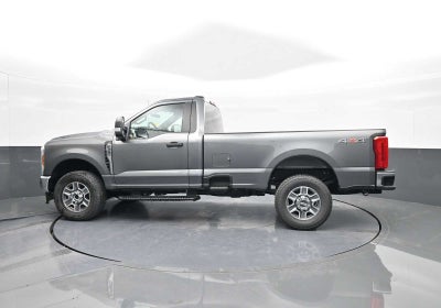 2025 Ford Super Duty F-350 SRW XLT