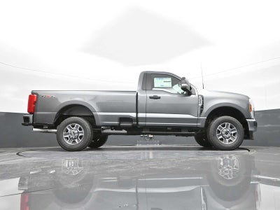 2025 Ford Super Duty F-350 SRW XLT