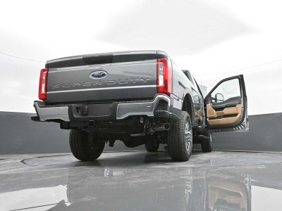 2025 Ford Super Duty F-350 SRW XLT