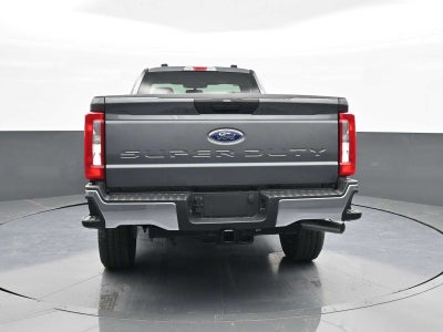 2025 Ford Super Duty F-350 SRW XLT