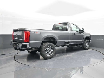 2025 Ford Super Duty F-350 SRW XLT