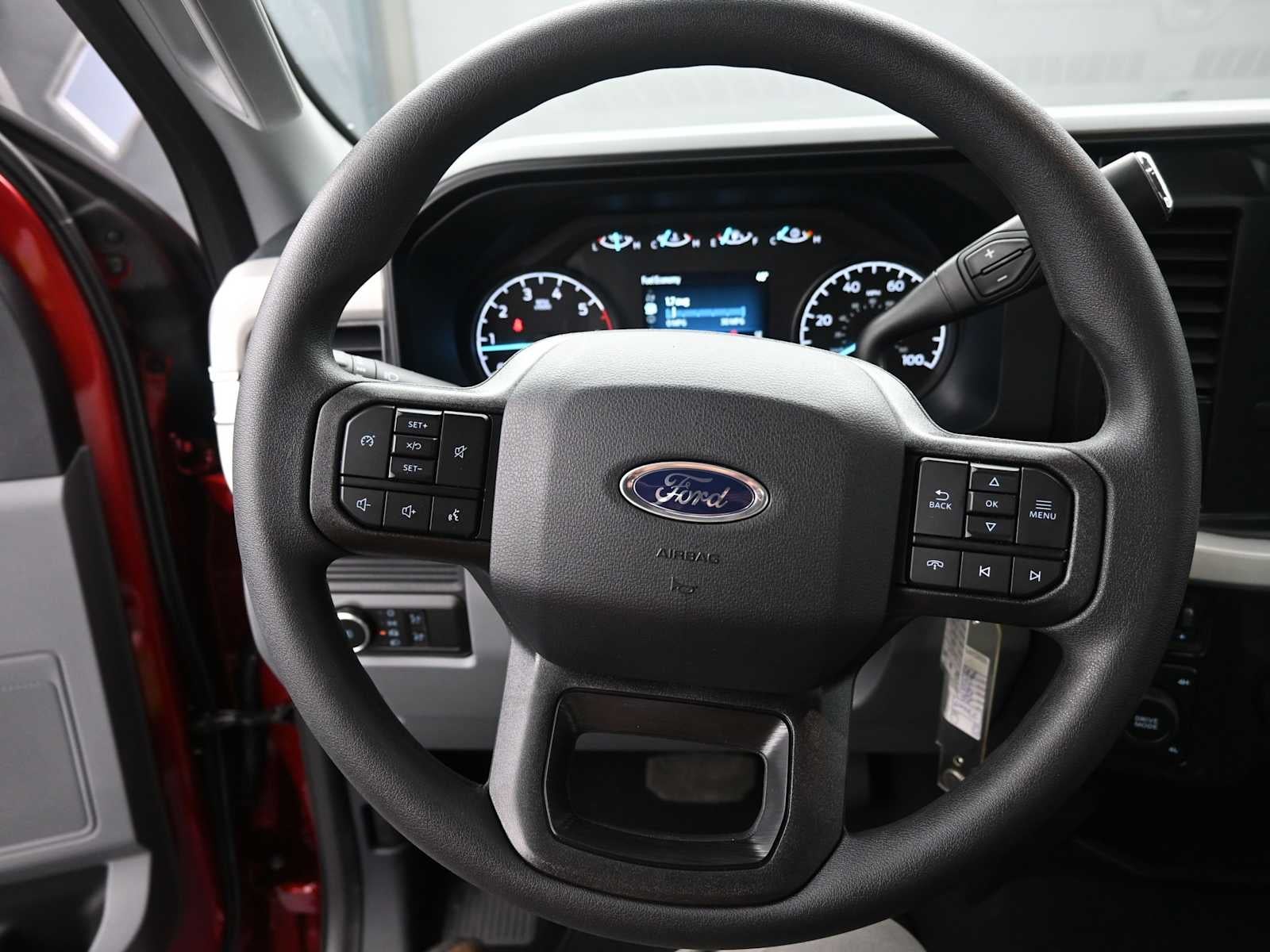 2026 Ford Super Duty F-350 SRW XLT