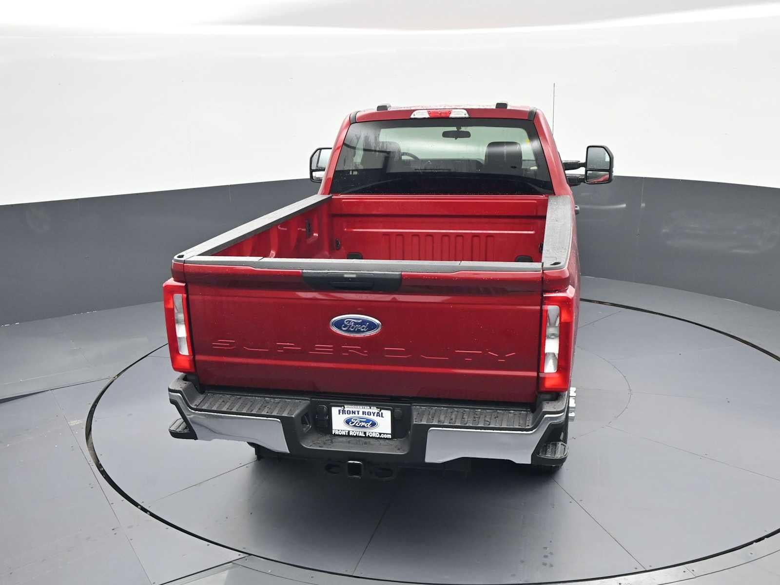 2026 Ford Super Duty F-350 SRW XLT