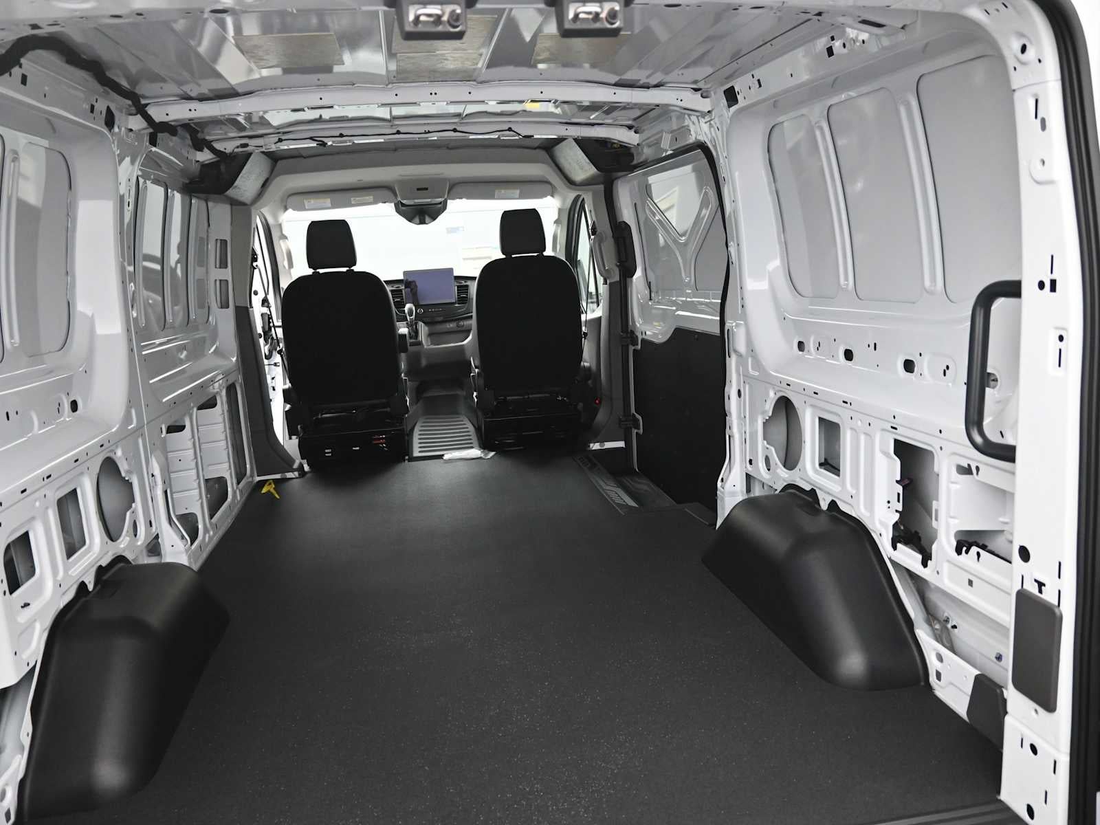 2025 Ford Transit Base