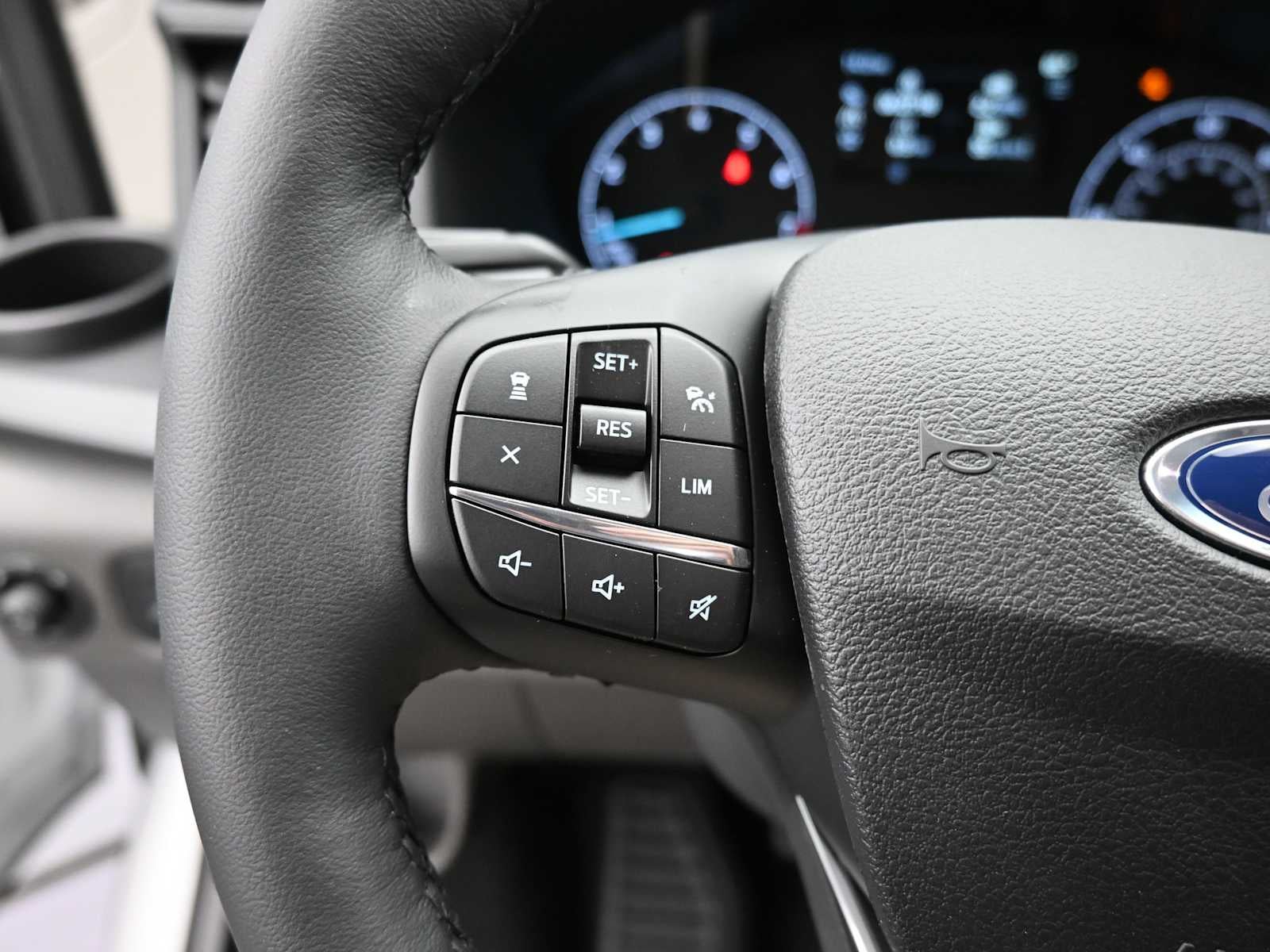 2025 Ford Transit Base