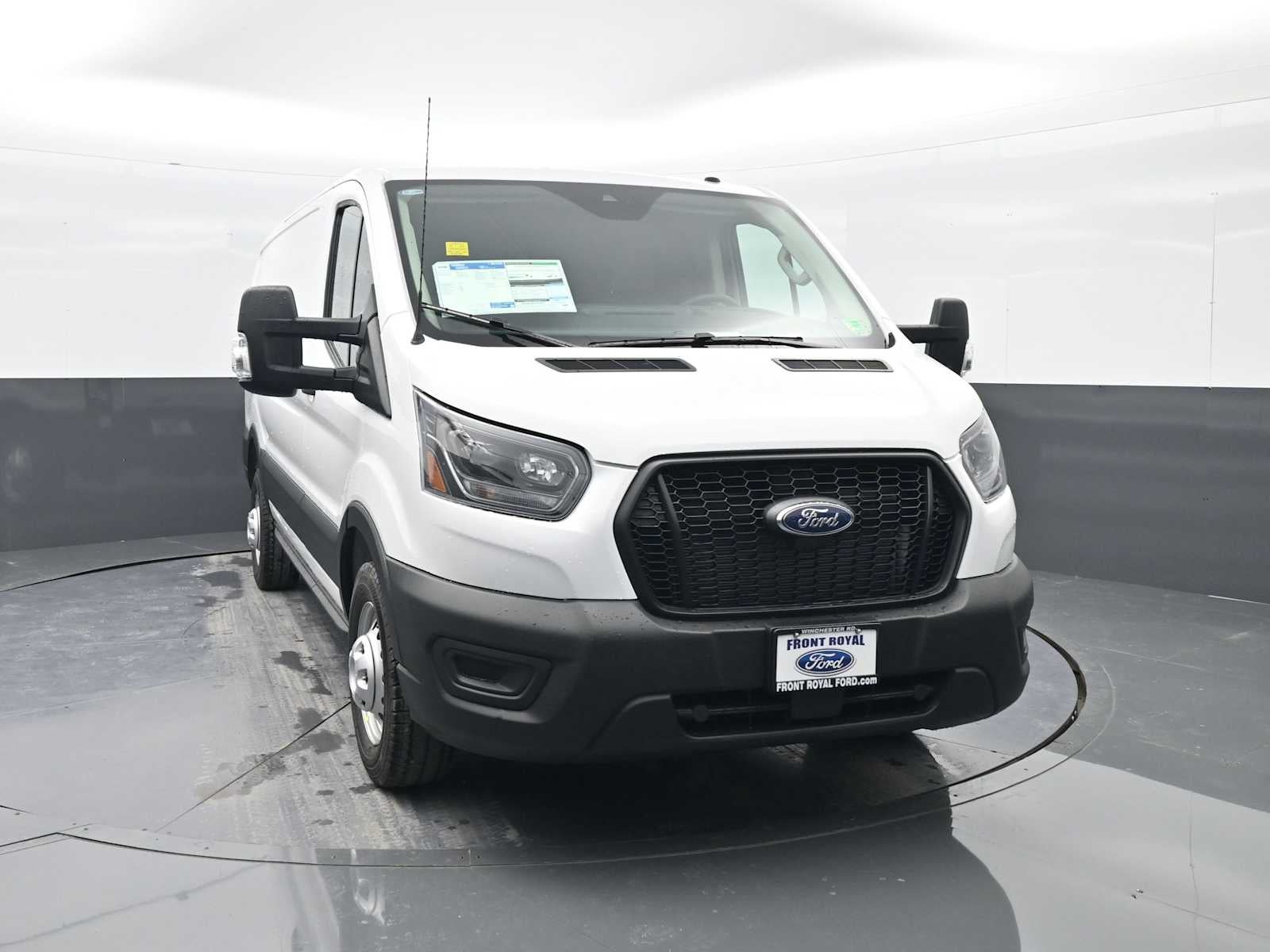 2025 Ford Transit Base