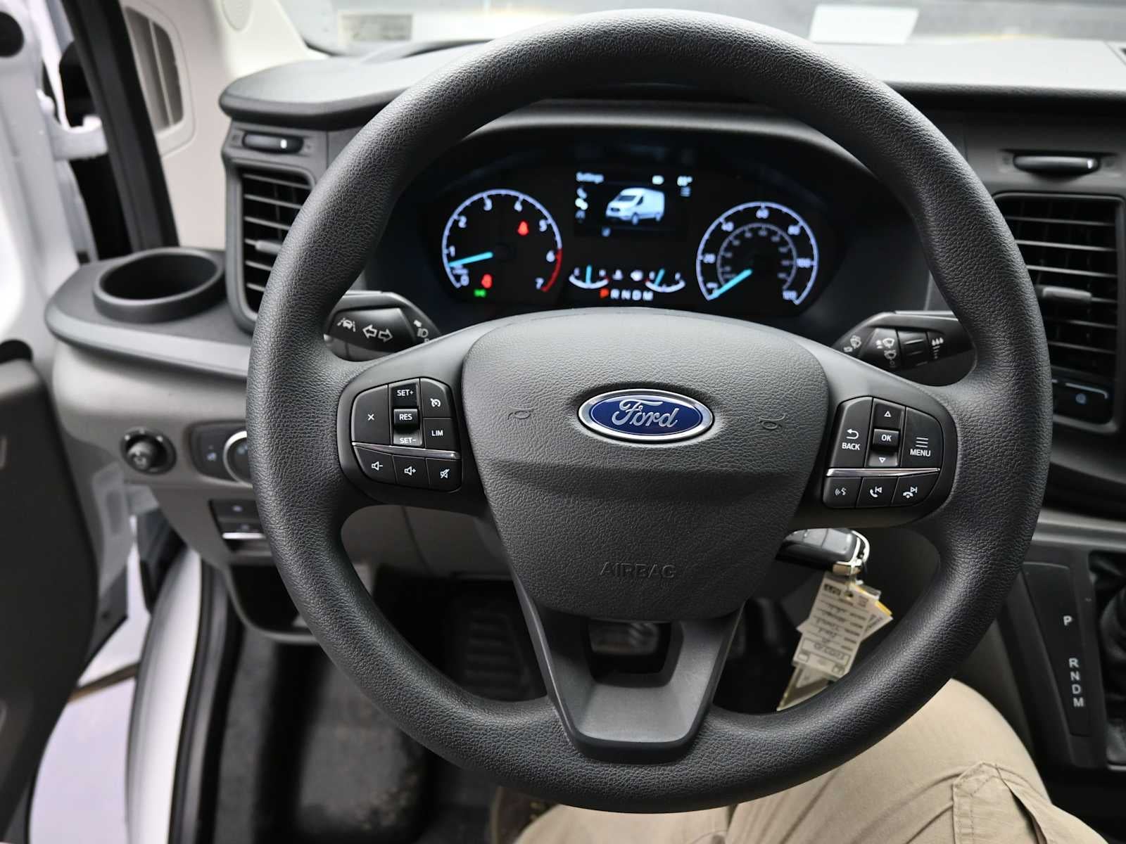 2025 Ford Transit Base