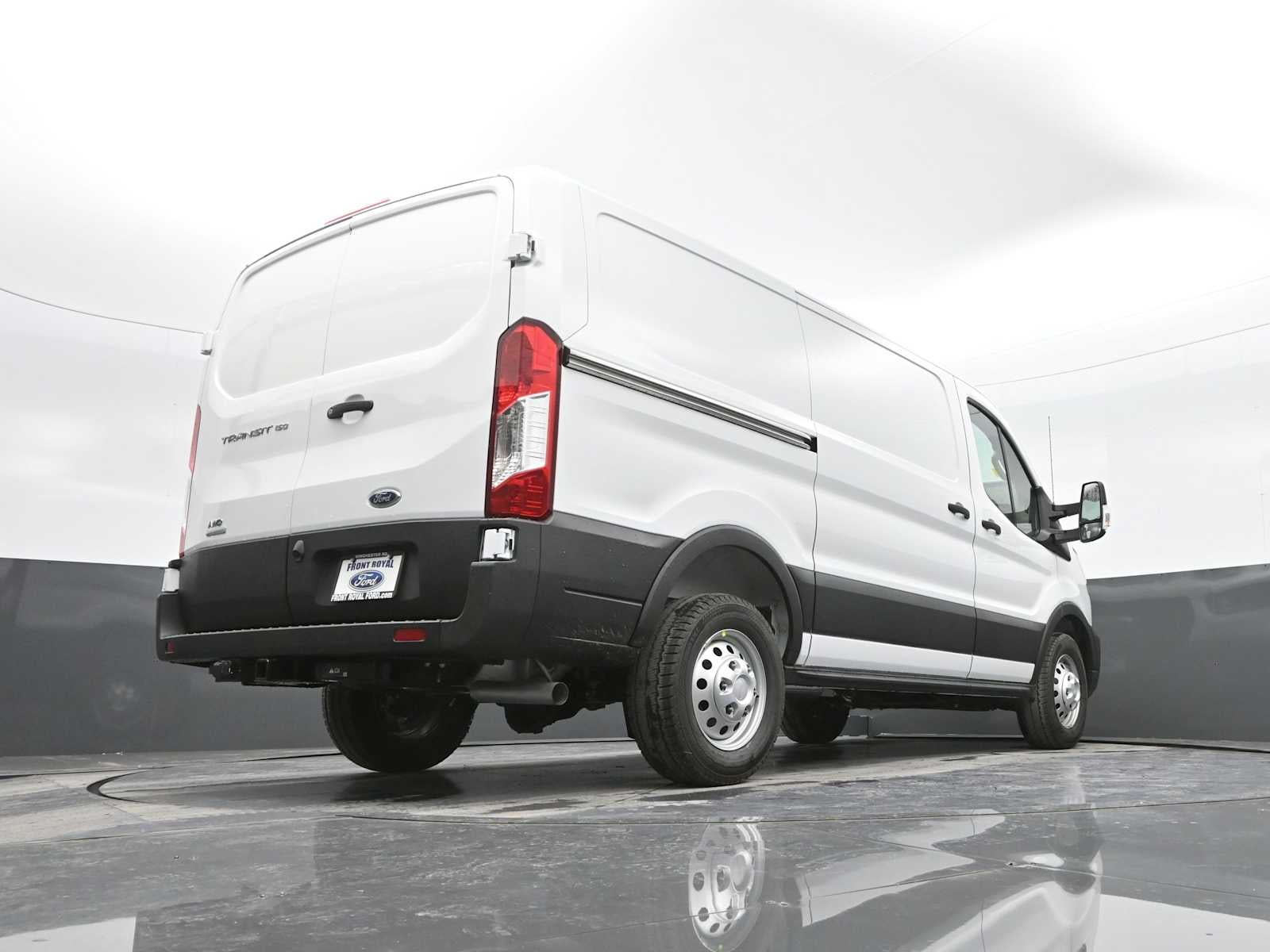 2025 Ford Transit Base